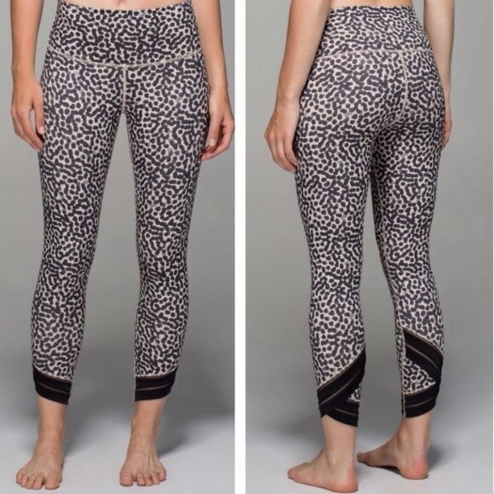 Lululemon Athletica Leopard-ish Print 7/8 Leggings